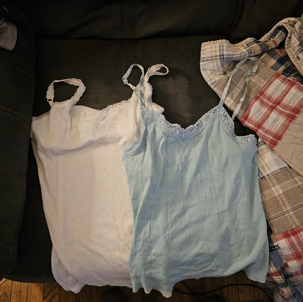 2 aeropostale cami tank tops
